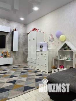 Дом 161м², 2-этажный, участок 9 сот.