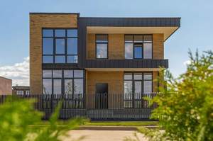 Дом 181м², 2-этажный, участок 8 сот.