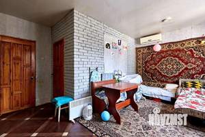 Дом 60м², 2-этажный, участок 6 сот.