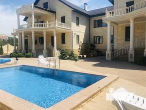 Дом 1400м², 3-этажный, участок 16 сот.