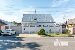 Дом 326м², 3-этажный, участок 6 сот.