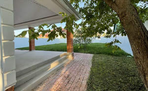 Дом 277м², 2-этажный, участок 8 сот.