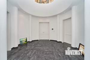 Дом 1156м², 3-этажный, участок 17 сот.