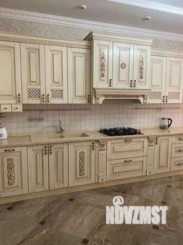 Дом 196м², 2-этажный, участок 4 сот.