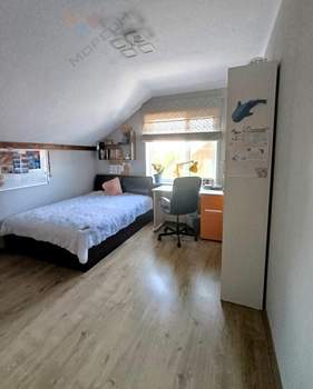 Дом 194м², 2-этажный, участок 9 сот.