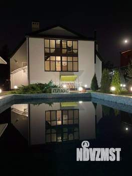 Коттедж 304м², 2-этажный, участок 10 сот.