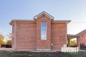 Дом 286м², 2-этажный, участок 10 сот.