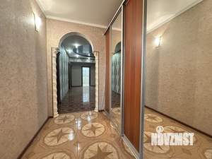 Дом 205м², 2-этажный, участок 4 сот.