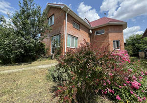 Дом 254м², 2-этажный, участок 10 сот.