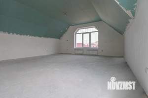 Дом 237м², 3-этажный, участок 4 сот.