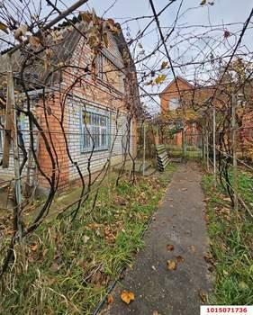 Дом 70м², 2-этажный, участок 6 сот.