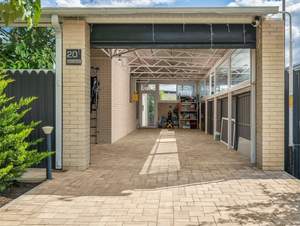 Дом 165м², 1-этажный, участок 4 сот.