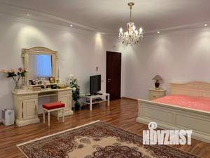 Дом 400м², 2-этажный, участок 8 сот.