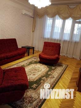 Дом 450м², 2-этажный, участок 10 сот.