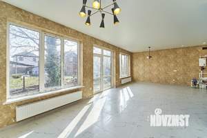 Дом 98м², 4-этажный, участок 1 сот.