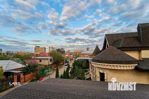 Дом 400м², 3-этажный, участок 3 сот.