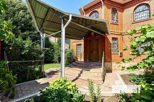 Дом 300м², 3-этажный, участок 7 сот.