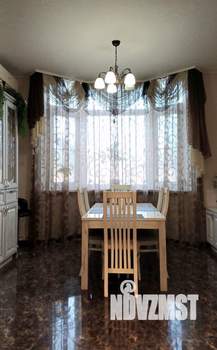 Коттедж 253м², 2-этажный, участок 11 сот.