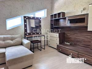 Дом 210м², 2-этажный, участок 4 сот.