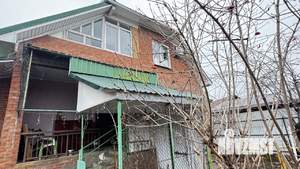 Дом 218м², 2-этажный, участок 10 сот.