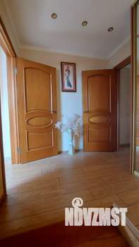 Таунхаус 133м², 3-этажный, участок 2 сот.