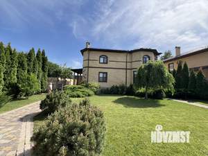 Дом 249м², 2-этажный, участок 8 сот.