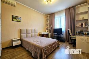 Дом 180м², 2-этажный, участок 6 сот.