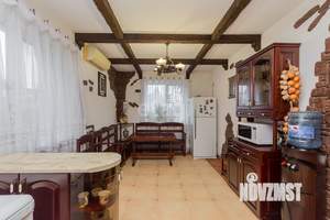 Дом 310м², 3-этажный, участок 8 сот.