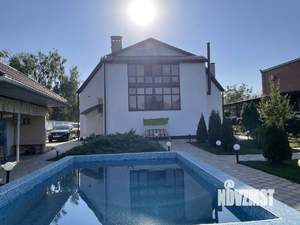 Дом 300м², 2-этажный, участок 10 сот.