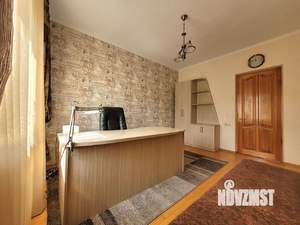 Дом 267м², 2-этажный, участок 4 сот.