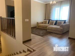 Дом 305м², 2-этажный, участок 6 сот.