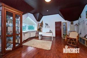 Дом 400м², 3-этажный, участок 3 сот.