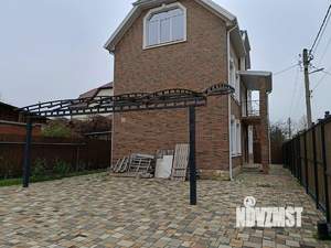 Дом 237м², 3-этажный, участок 4 сот.