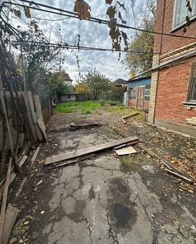 Дом 72м², 2-этажный, участок 5 сот.