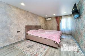 Дом 214м², 2-этажный, участок 7 сот.