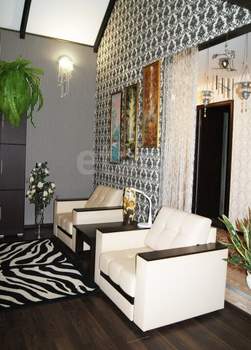 Дом 220м², 2-этажный, участок 4 сот.