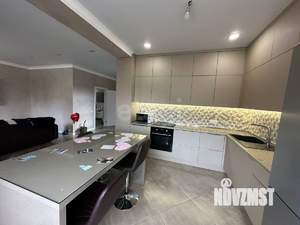 Дом 183м², 2-этажный, участок 9 сот.