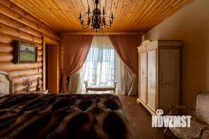 Дом 400м², 2-этажный, участок 40 сот.