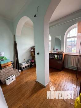 Дом 148м², 2-этажный, участок 4 сот.