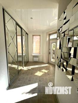 Дом 200м², 2-этажный, участок 7 сот.