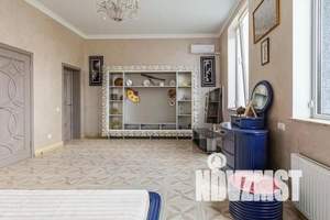 Дом 540м², 2-этажный, участок 10 сот.