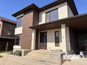 Коттедж 334м², 2-этажный, участок 8 сот.