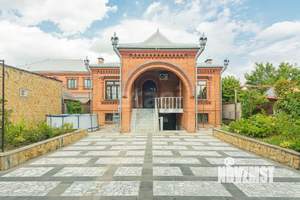 Дом 227м², 2-этажный, участок 6 сот.