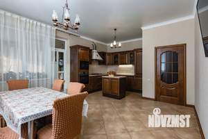 Дом 331м², 2-этажный, участок 13 сот.