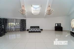 Дом 1156м², 3-этажный, участок 17 сот.