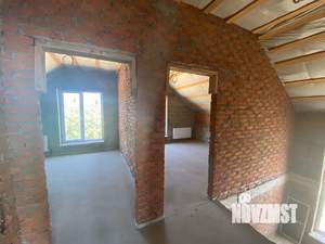 Дом 137м², 2-этажный, участок 4 сот.