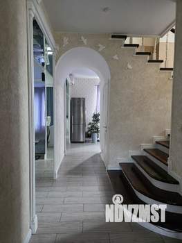 Дом 160м², 2-этажный, участок 6 сот.