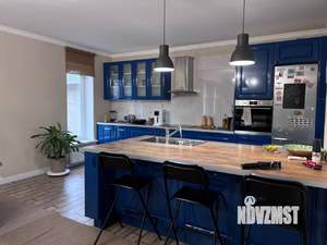 Дом 180м², 2-этажный, участок 5 сот.