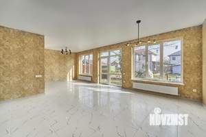 Дом 98м², 4-этажный, участок 1 сот.