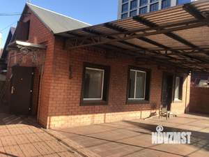 Дом 307м², 2-этажный, участок 6 сот.